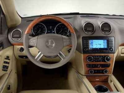 Умеренный Мерседес-Benz GL Умеренный Мерседес-Benz GL