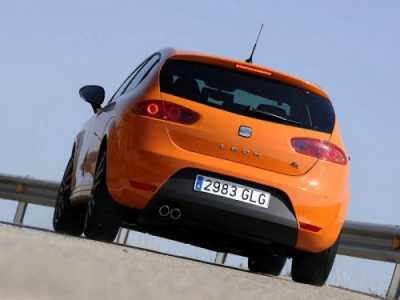 Спортивная SEAT Leon FR Спортивная SEAT Leon FR